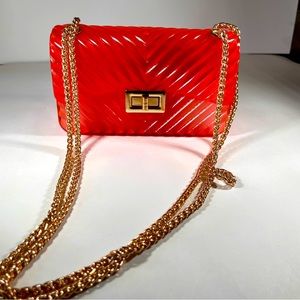 Chevron Jelly Purse with gold tone straps (Red)